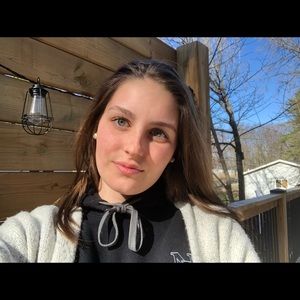 Meet your Posher, Abbygail